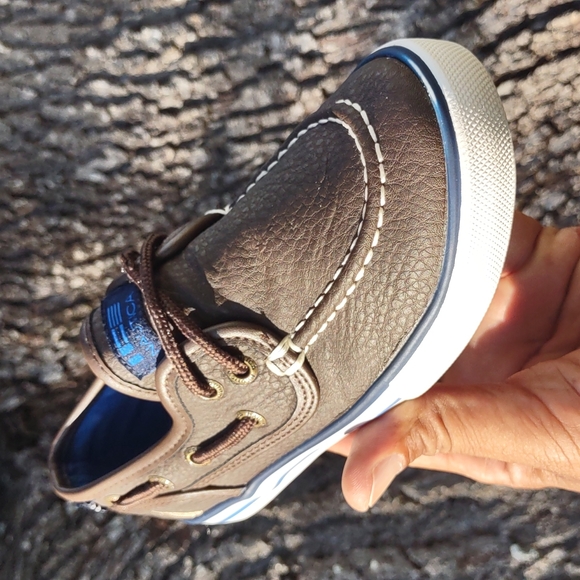 Nautica Kids Boat Shoe - Picture 11 of 17